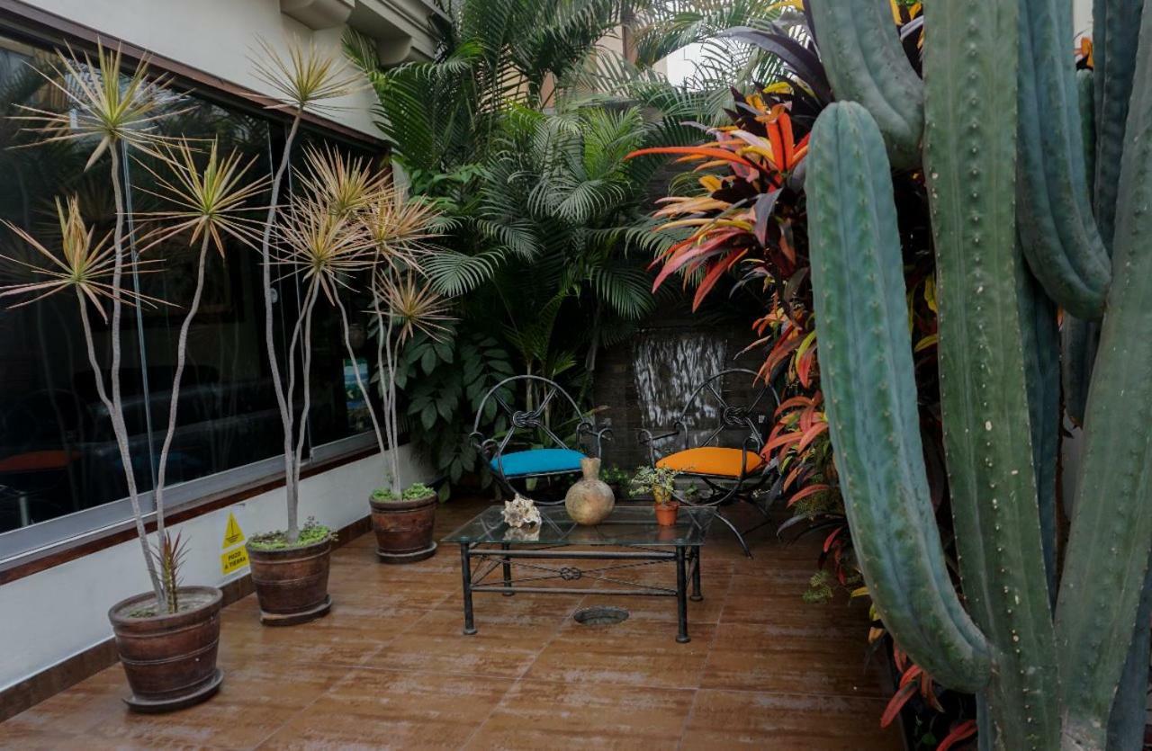 Bed & Breakfast - La Casa De Ceci Lima Extérieur photo