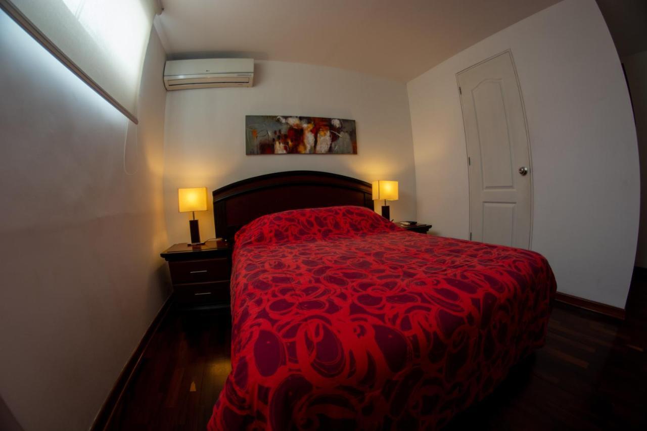 Bed & Breakfast - La Casa De Ceci Lima Extérieur photo